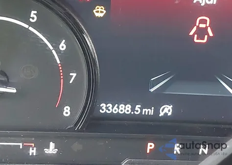 2021 Lincoln Corsair Standard z USA, uszkodzony, nr VIN 5LMCJ1D93MUL24365